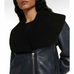 JW Anderson Shearling-trimmed Leather Biker Jacket -Proenza Schouler Discount Store unnamed file 674